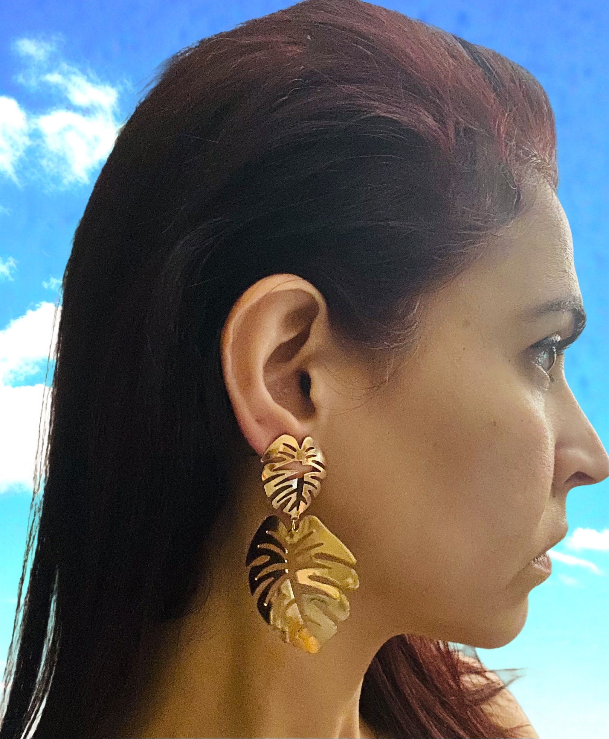 Gold Color Leaf fashion earrings
