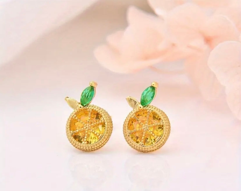Lemon drop gold colored earrings and necklace