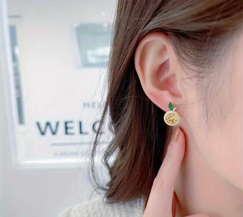 Lemon drop gold colored earrings and necklace